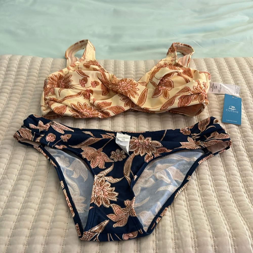 CUPSHE size M bikini- tags on